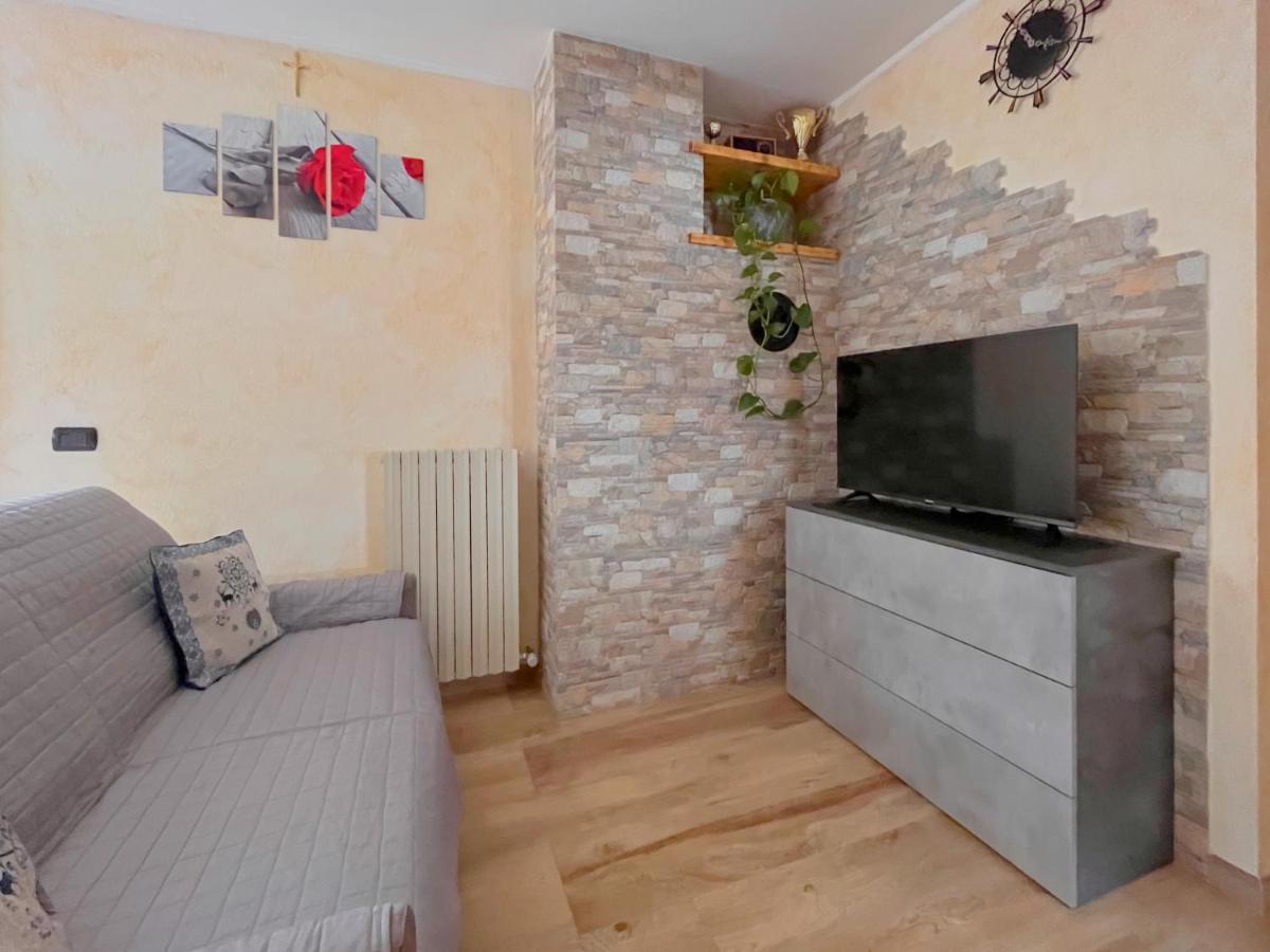 Skyrim Apartment - City Centre Livigno Esterno foto